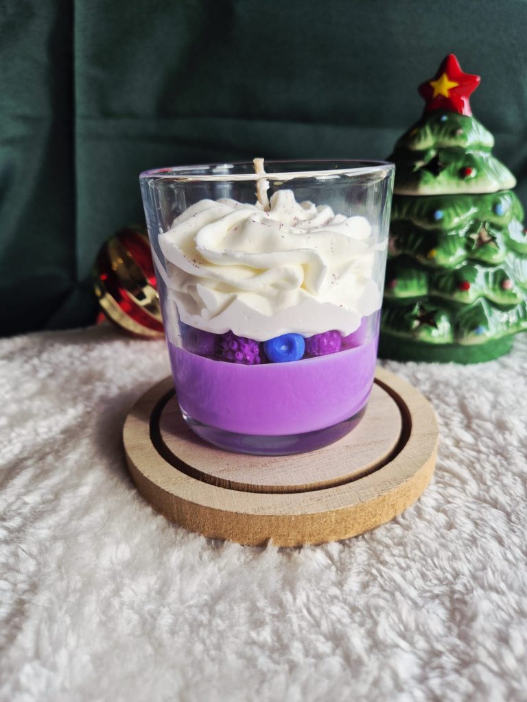 bougie chantilly Myrtille